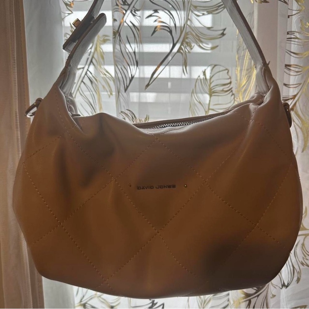David Jones Cream Quilted Shoulder Bag